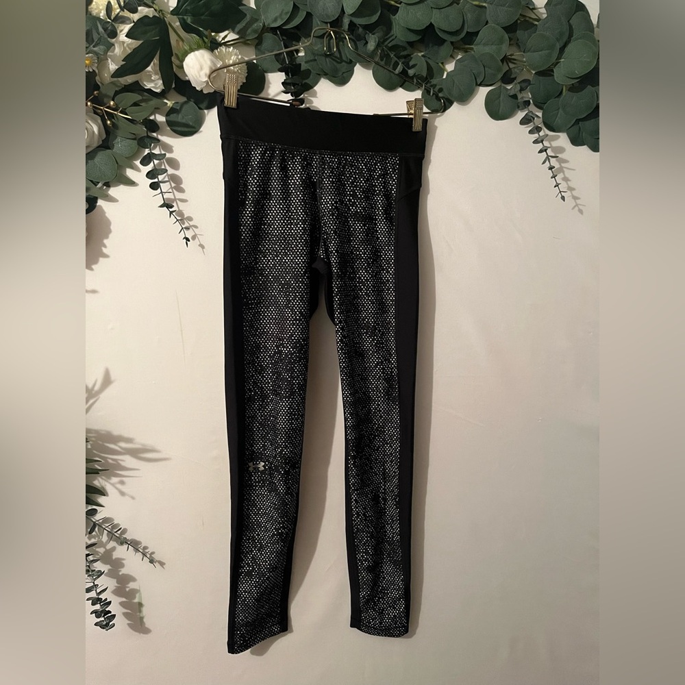 Under Armour Black and Gray Patterned Leggings